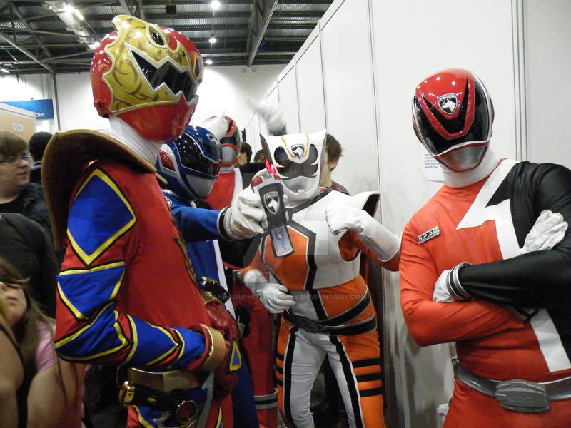 Spd Gold Ranger Power Rangers SPD by AkraruPhotography on DeviantArt