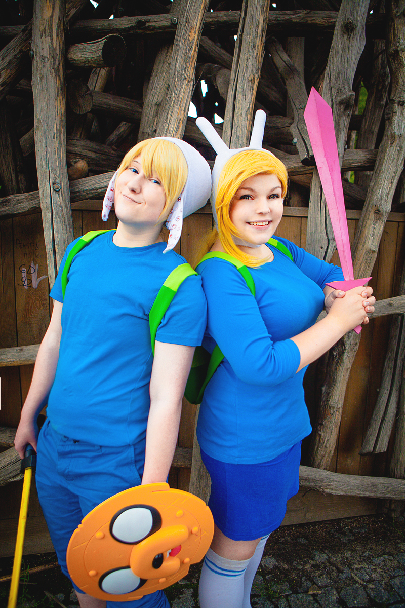 Fionna and Finn cosplay