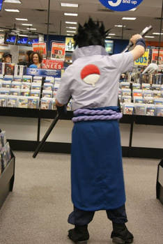 Sasuke At FYE CON part 2