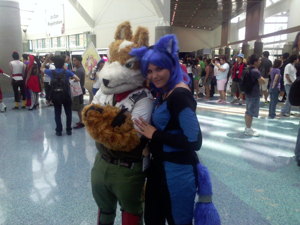 Anime Expo 2013 - Fox McCloud and Krystal