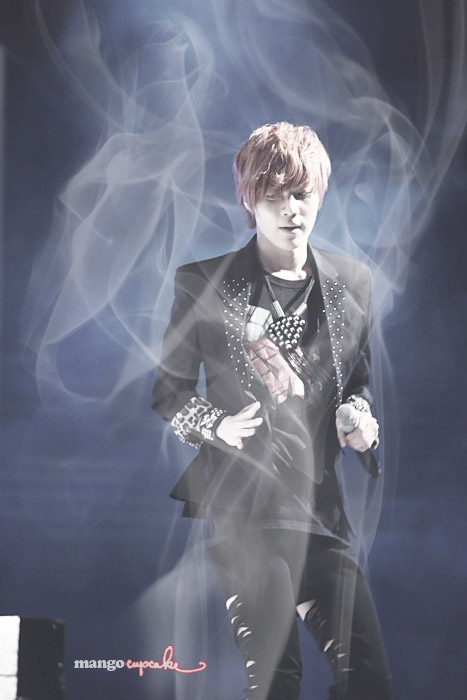 Taemin 10 _Smoking Hot_