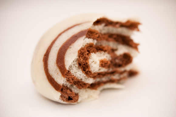 Steamed goodies: swirly rolls