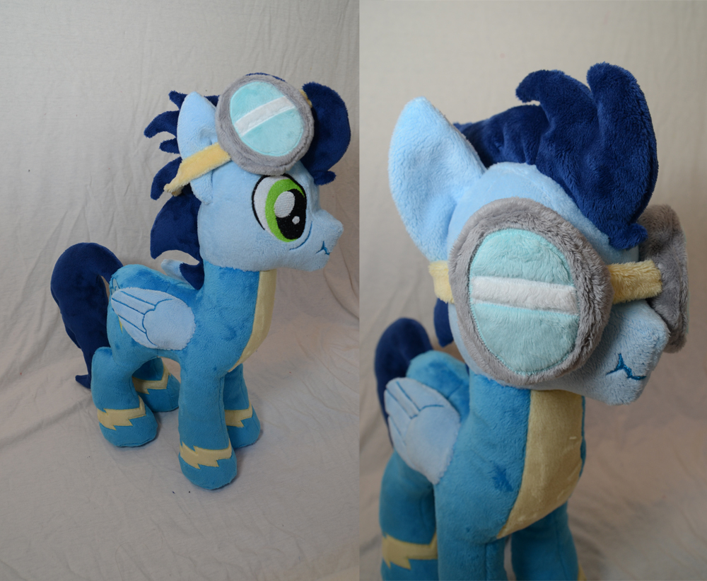 Scrunchy-Face Soarin Plush