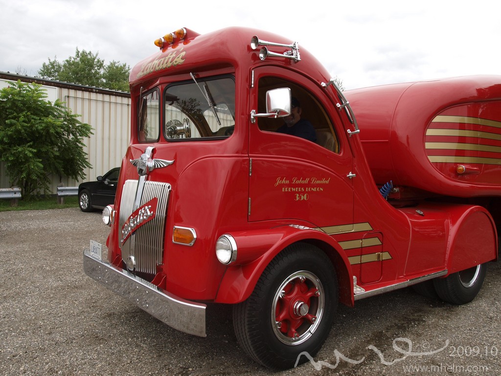 1948 Labatt's Streamliner by comet166 on DeviantArt