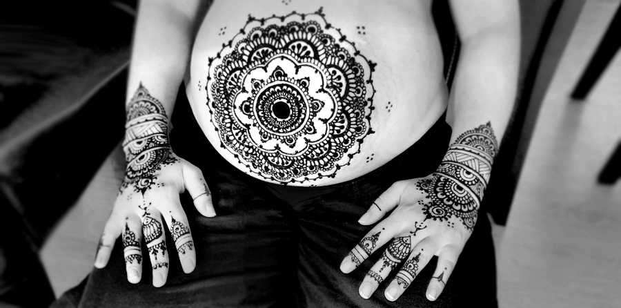 Henna belly