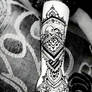 Complex henna with squid and a skull