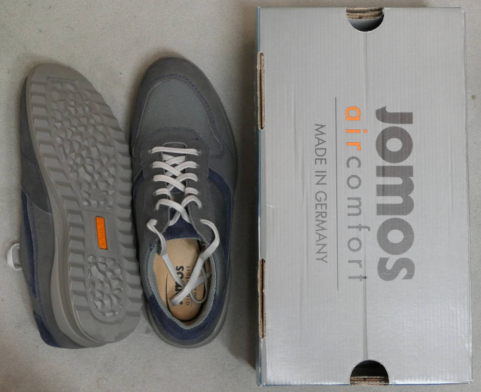 Neue Schuhe - Jomos - mit Karton by Dowlphin Neue Schuhe - Jomos - mit Karton by Dowlphin