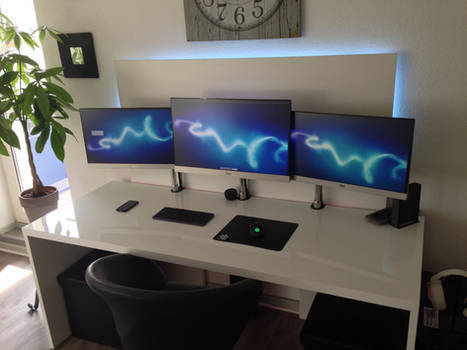 My PC Set-Up/Office Desk - Peripheral Overhaul! by OverlordAvarice on  DeviantArt