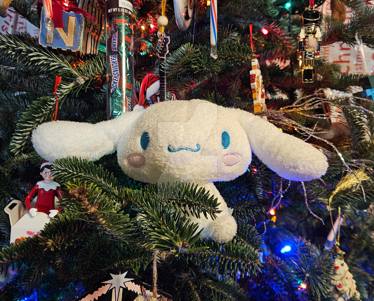 Cinnamoroll Chillin' In The Christmas Tree