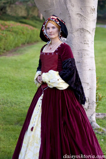 Tudor Lady