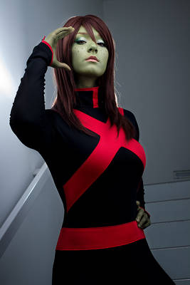 Young Justice: Miss Martian V