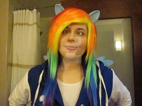 Rainbow Dash cosplay