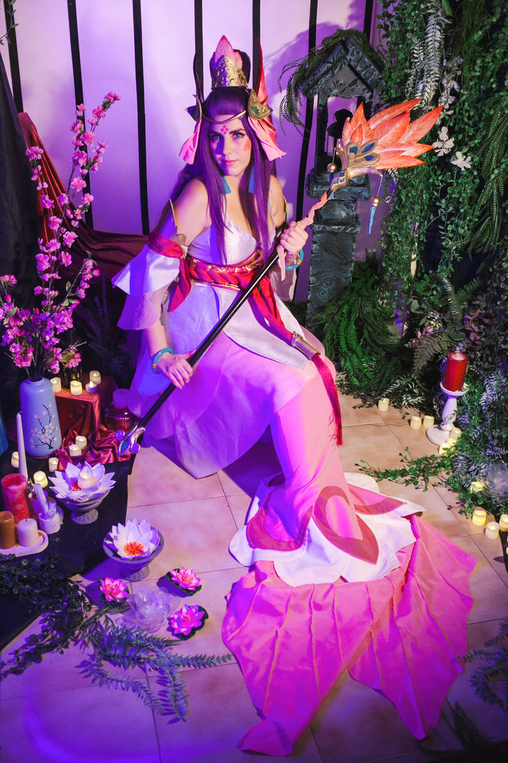 Splendid Staff Nami Cosplay LoL by Sioxanne on DeviantArt