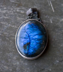 Labradorite pendant stock