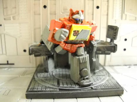 Transformers Blaster 15mm RPG miniature