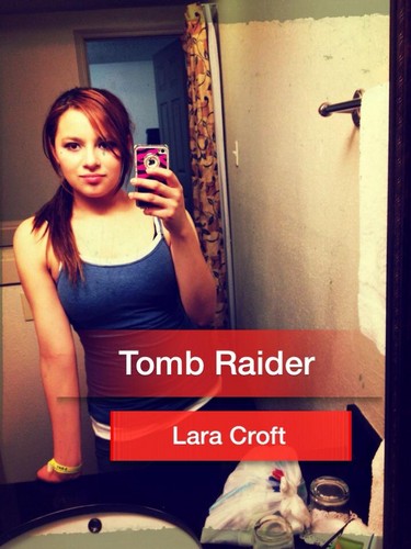 Tomb raider reborn cosplay (lara croft)