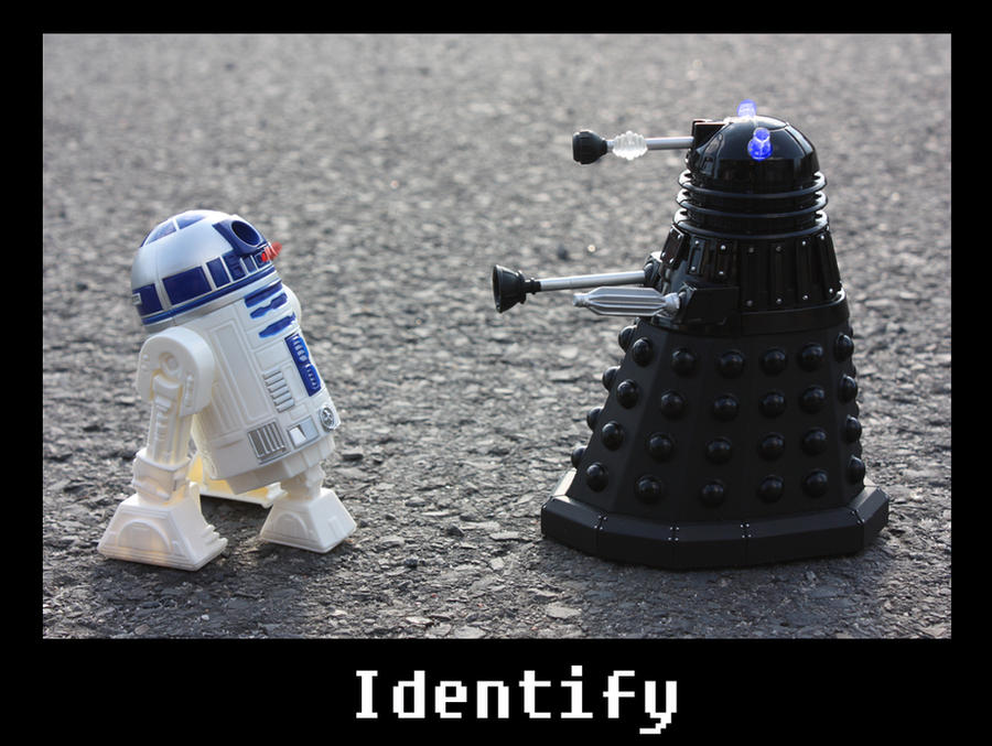 R2D2 meet's Dalek Sec by Lari--Chan on DeviantArt