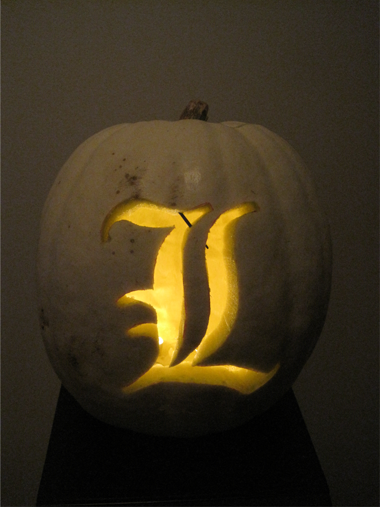 L Pumpkin Carving