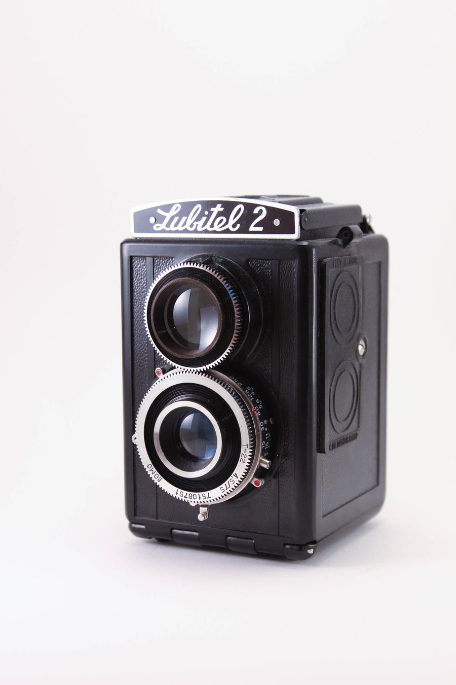 Lubitel 2 LOMO avec objectif T-22 vintage soviétique moyen Lubitel 2 LOMO avec objectif T-22 vintage soviétique moyen