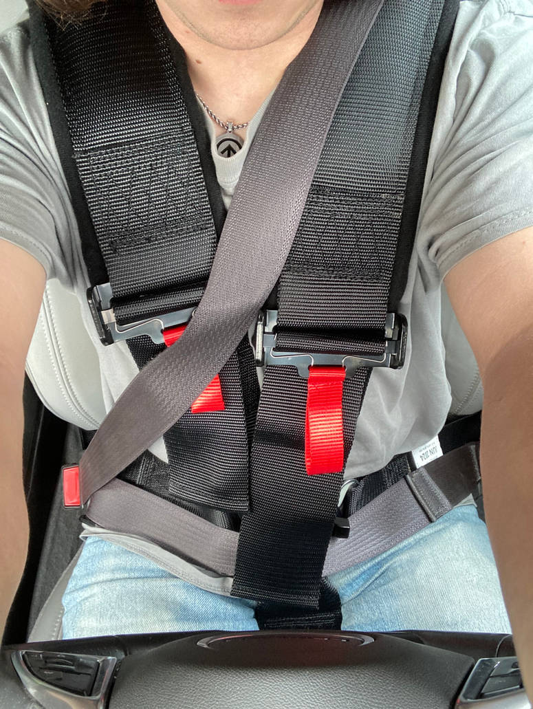 5 point racing harness by Sgtj1208 on DeviantArt