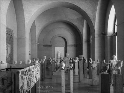THE 'ROOM OF ROMAN PORTRAITS'