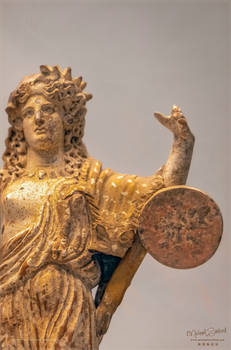 THE MAENAD | Terracotta Perfume Container II.