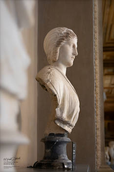 ISIAC HEAD: Roman Marble Idealized 'Portrait' I.