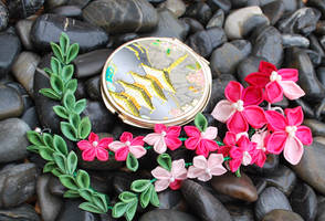 Forever True. Azalea kanzashi