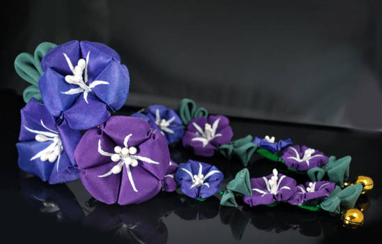 Violet Morning Glory Kanzashi