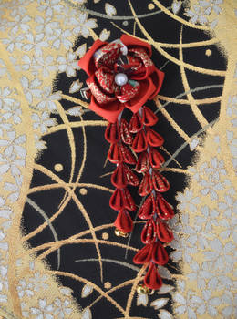 Tsubaki Kanzashi. Red kimono fabric hair clip.