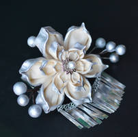 Cream and Silver Lotus for Wedding.  Hana Kanzashi