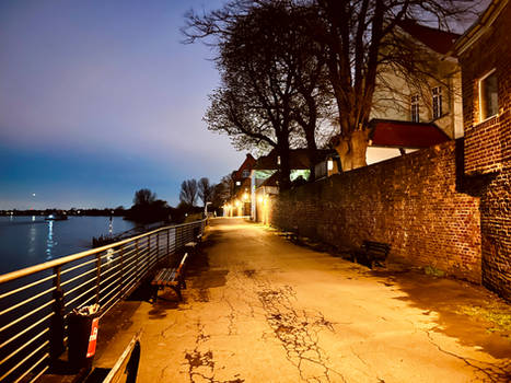 Kaiserswerth, at the Rhine Promenade by Night (07)