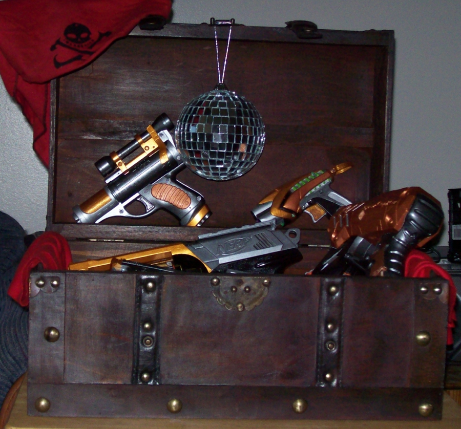 Display Chest 03