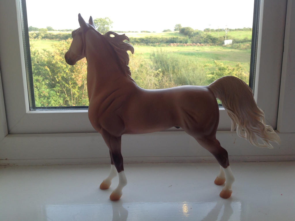 Breyer holiday on parade without tack 02