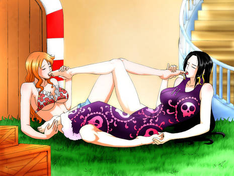 Nami And Boa Worshipping Each others Feet!