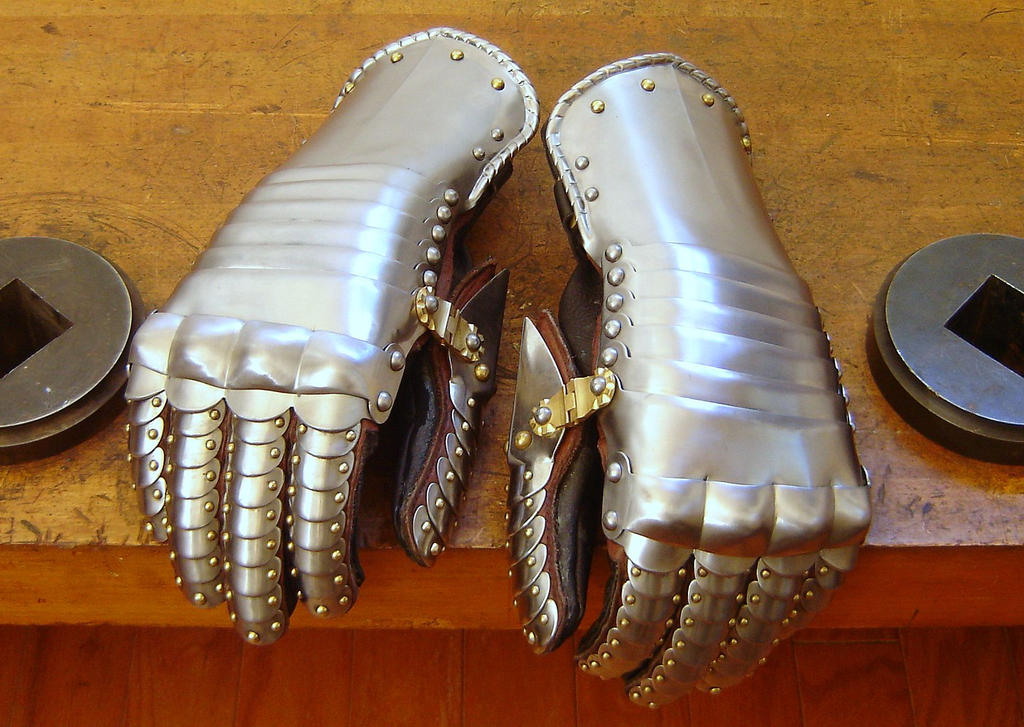 Gauntlets by ClelandWeller on DeviantArt