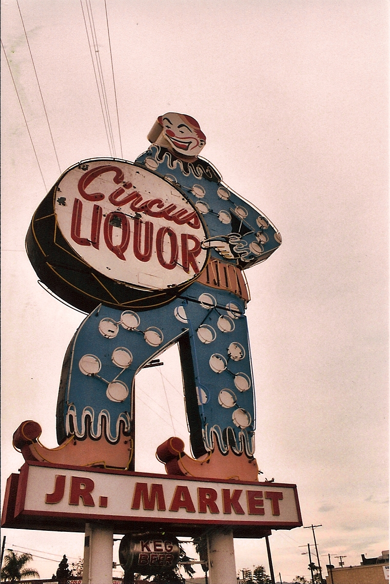 Circus Liquor 1