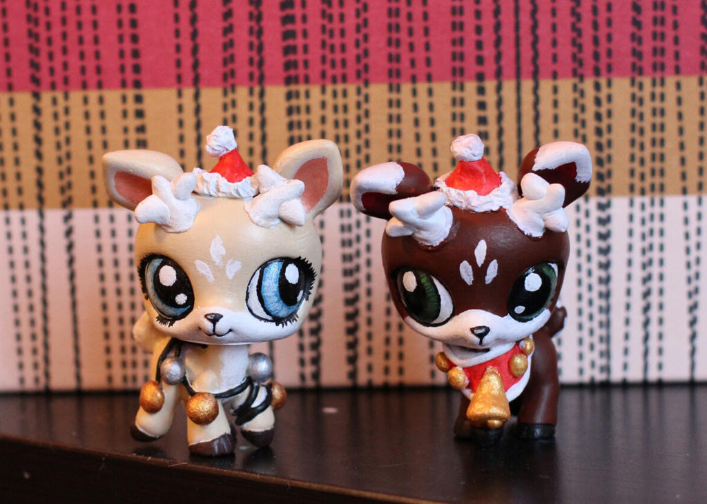 Christmas Deers (LPS customs) by pia-chu on DeviantArt