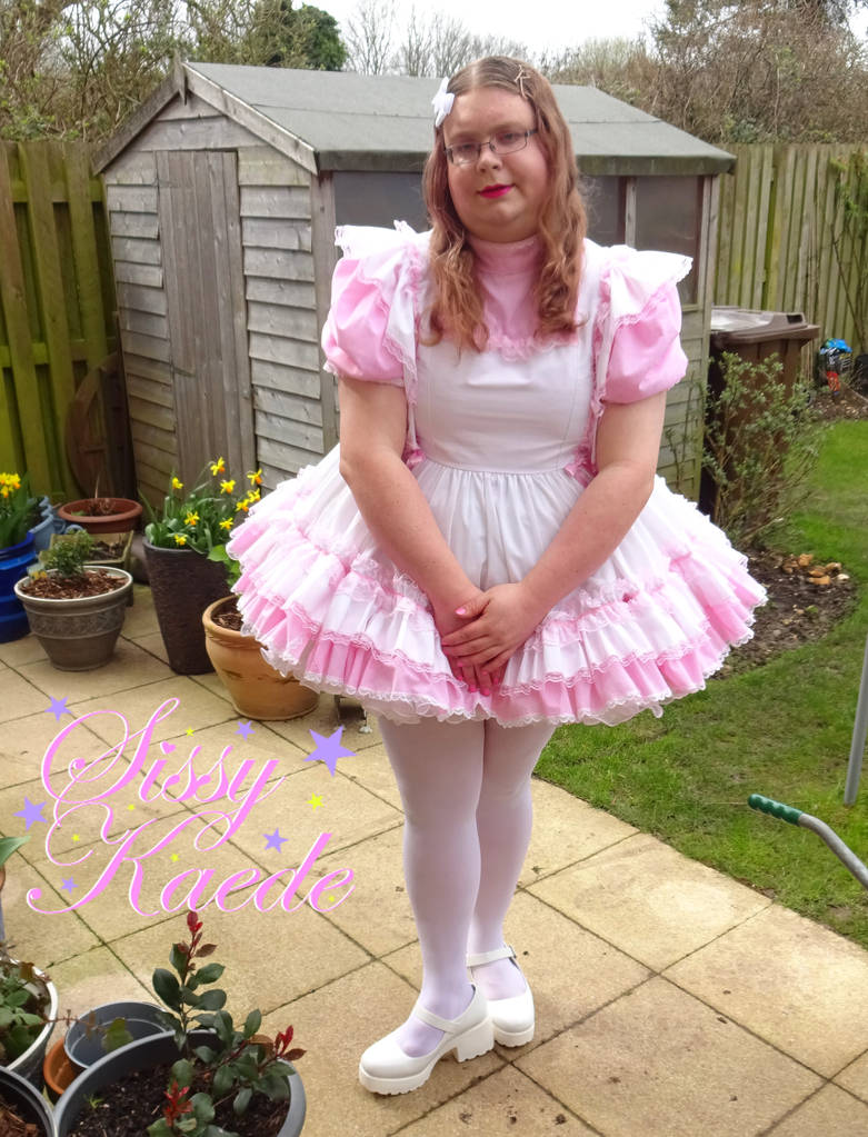 Sissy Kaede: PInk/White Sissy Pinny Dress by sissykaede on DeviantArt
