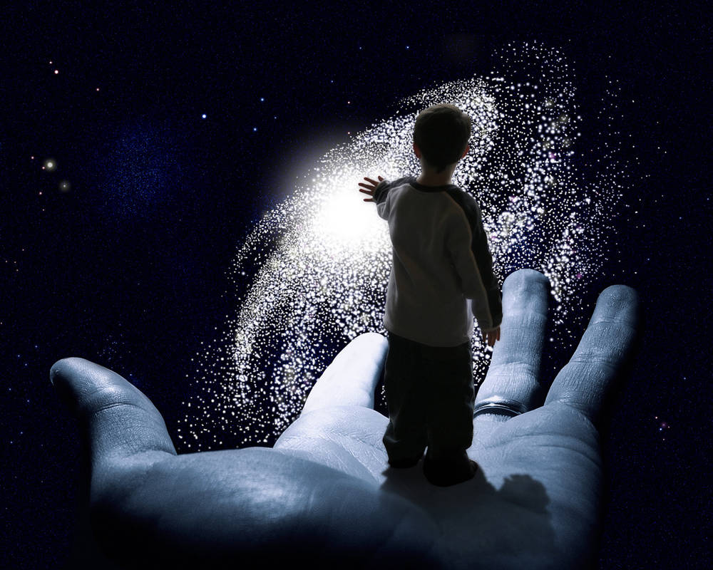 Звезды это души умерших людей. Человек в космосе. Вселенная в руках. Душа в космосе. Космос (философия).
