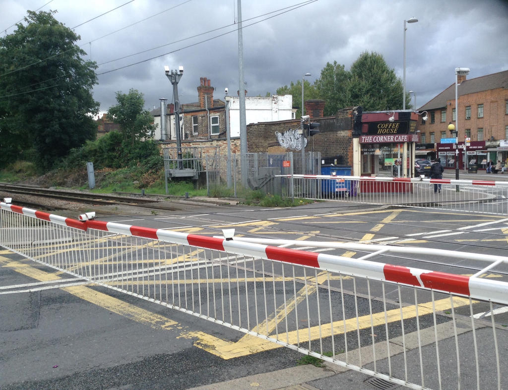 Cross rails by RedBritannia on DeviantArt