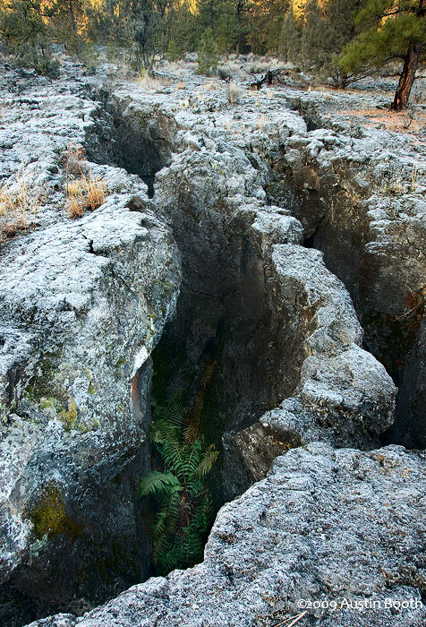 Lava Island Crevice