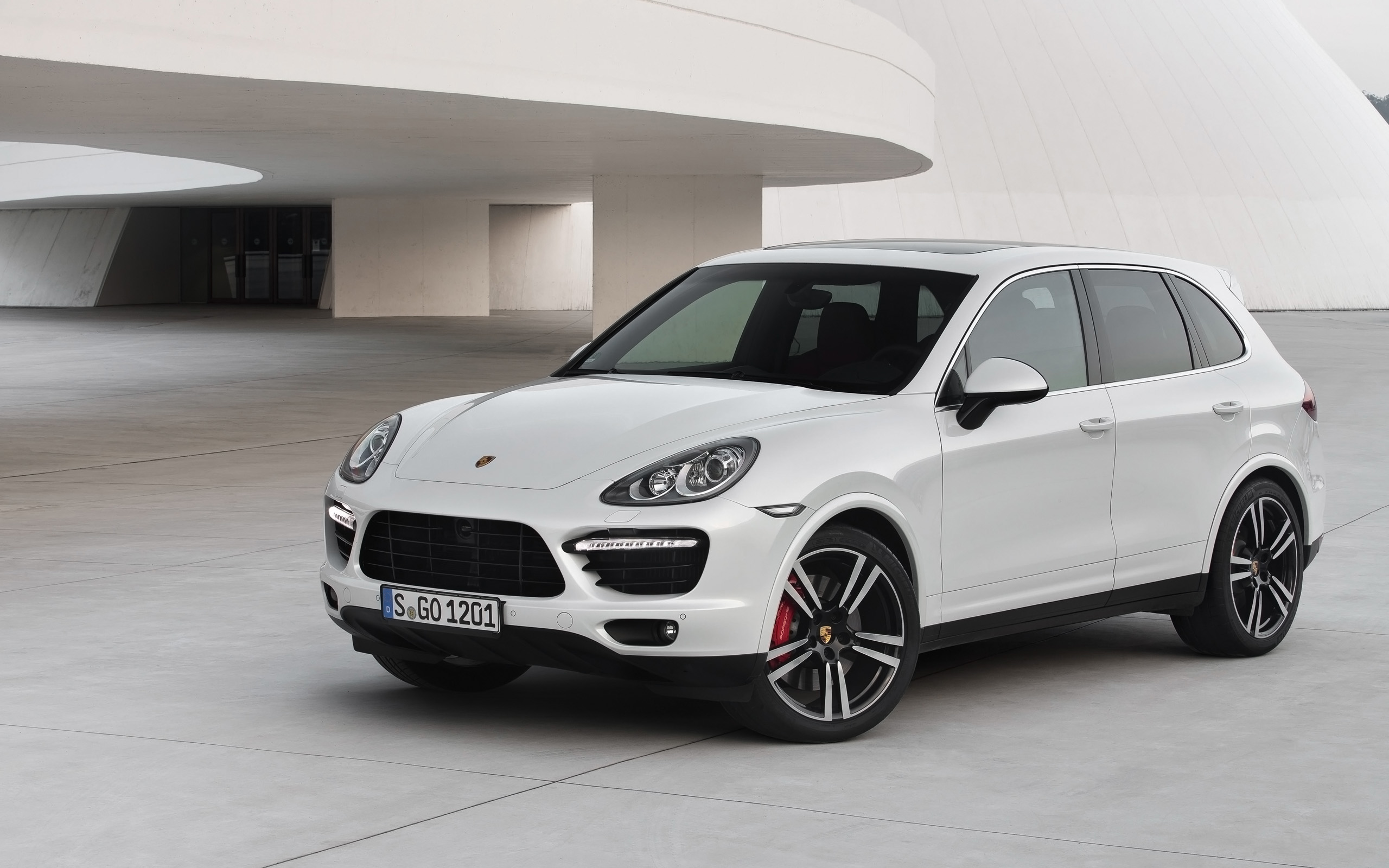 2014 Porsche Cayenne Turbo S