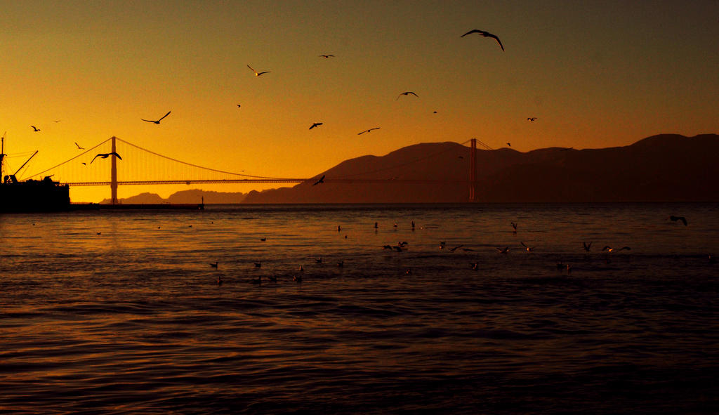 Sunset on Golden Gate Bridge01