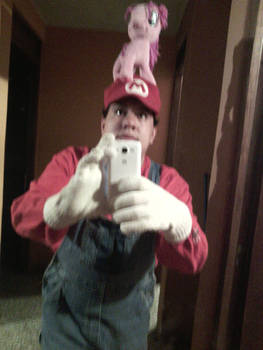 Mario toma Selfie con Pinkie pie