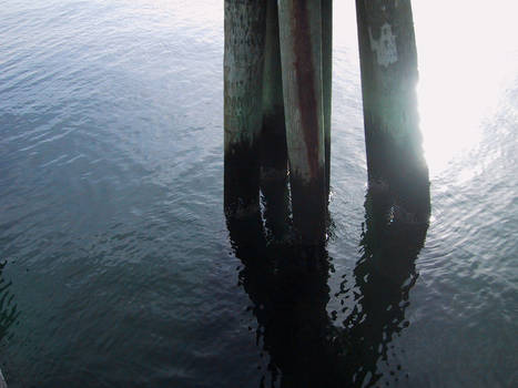 long warf pillars, shadows