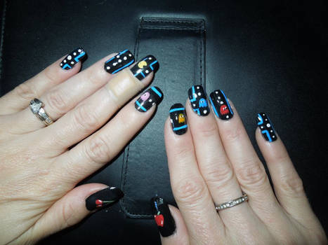 Pac-Man nails