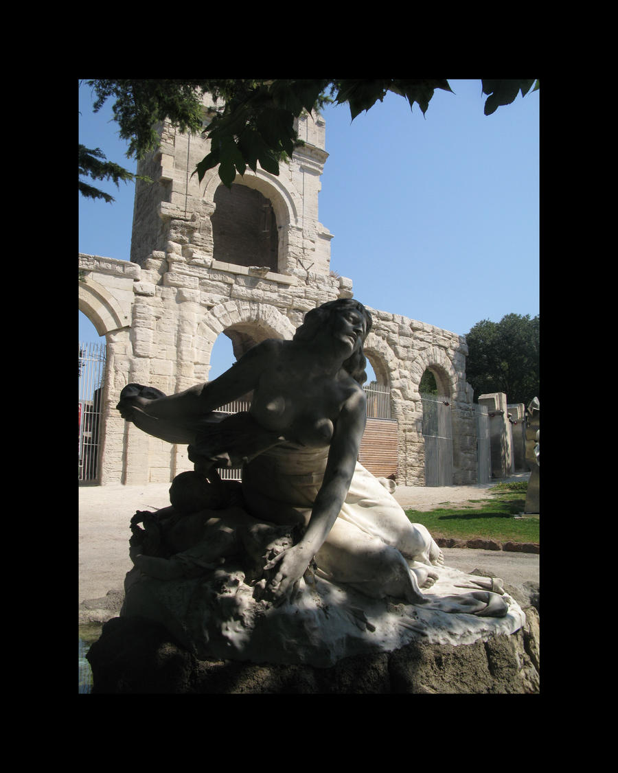 arles jardin du theatre