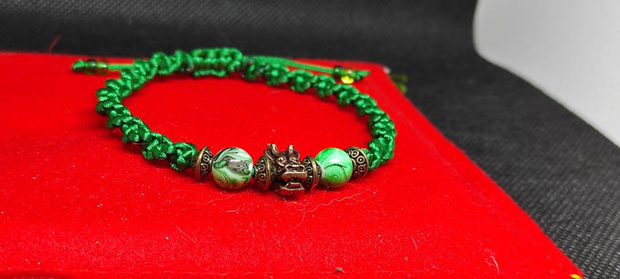 Men's/women's shamballa bracelet with green beads