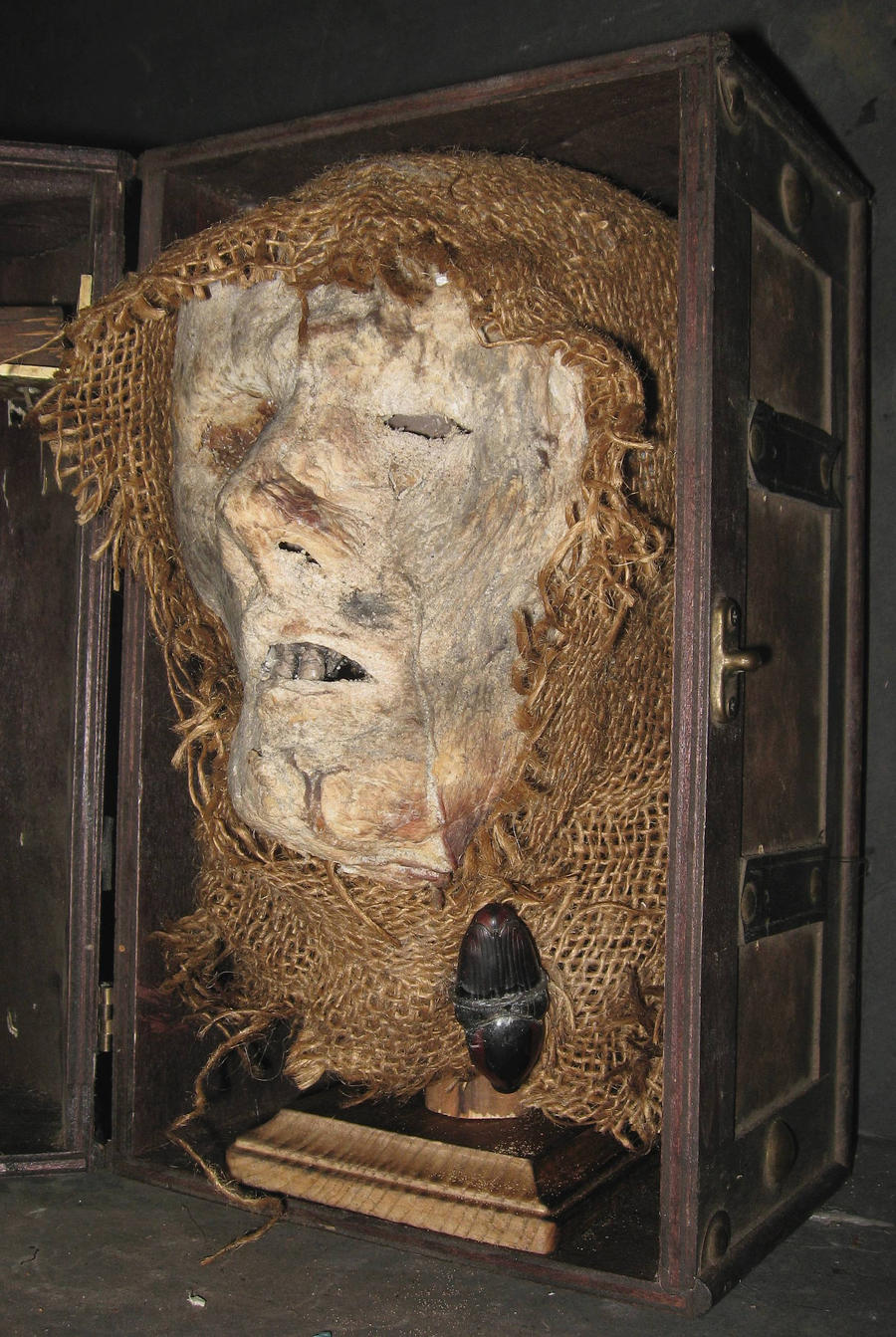 Mummified Monk Head Gaff 3 by DETHCHEEZ